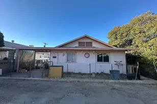 164 E Vandyke Blvd, Miami, AZ 85539 - Photo 1