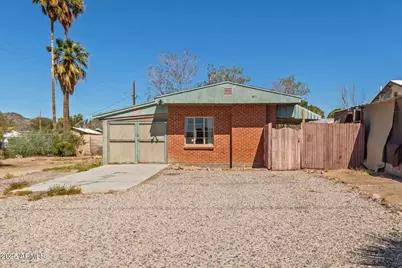 1122 E Cinnabar, Phoenix, AZ 85020 - Photo 1