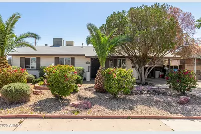 3727 W Gardenia, Phoenix, AZ 85051 - Photo 1