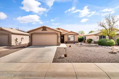 1475 E Runaway Bay, Chandler, AZ 85249 - Photo 1