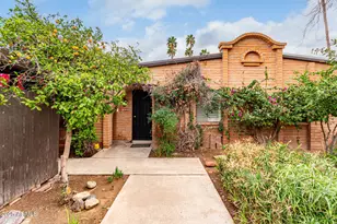 3046 N 32nd St, Phoenix, AZ 85018 - Photo 1