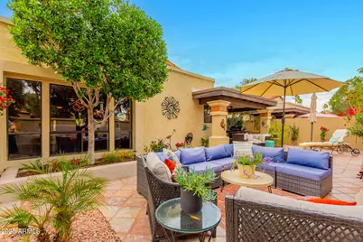 9425 S 47th, Phoenix, AZ 85044 - Photo 1