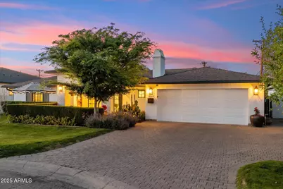 4062 E Whitton, Phoenix, AZ 85018 - Photo 1