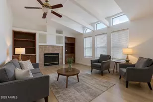 2929 E Sequoia Dr, Phoenix, AZ 85050 - Photo 1