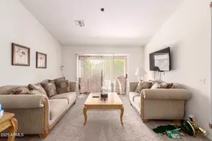 10621 E Hercules Dr, Sun Lakes, AZ 85248 - Photo 8
