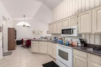 10621 E Hercules Drive, Sun Lakes, AZ 85248 - Photo 14