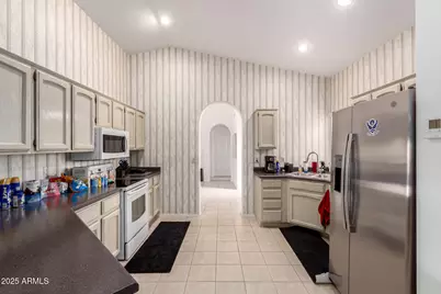 10621 E Hercules Drive, Sun Lakes, AZ 85248 - Photo 12