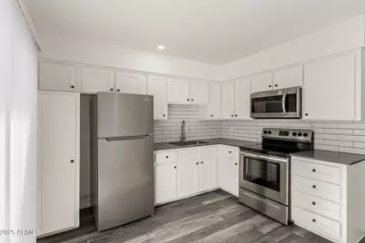 131 N Horne, Mesa, AZ 85203 - Photo 1