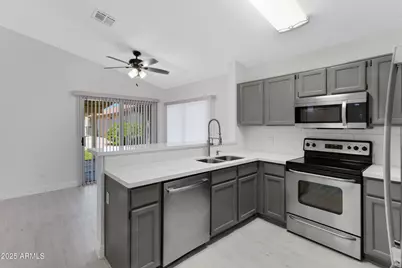 1120 N Val Vista, Gilbert, AZ 85234 - Photo 1