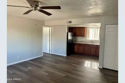 2301 N 28th Street #Apt 5, Phoenix, AZ 85008 - Photo 1