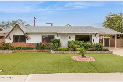 8629 E Cambridge Avenue, Scottsdale, AZ 85257 - Photo 1