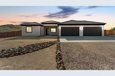 2517 W Canyon Road, Phoenix, AZ 85086 - Photo 1