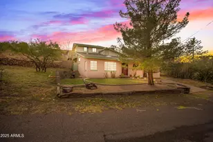 706 Shattuck St, Bisbee, AZ 85603 - Photo 1