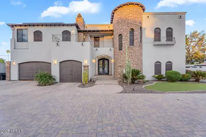 3675 N 59th Place, Phoenix, AZ 85018 - Photo 1