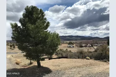 18466 S Peeples Valley Road #25, Peeples Valley, AZ 86332 - Photo 1