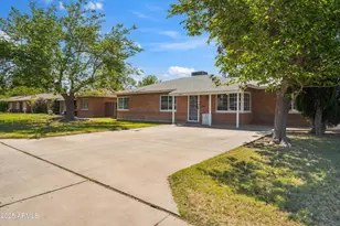 1529 W Rovey, Phoenix, AZ 85015 - Photo 1