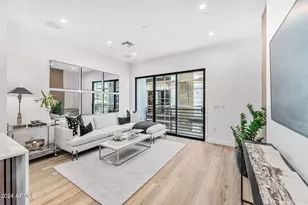 4220 N 32nd, Phoenix, AZ 85018 - Photo 1