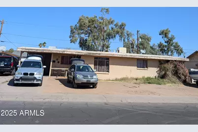 5520 W Clarendon Avenue, Phoenix, AZ 85031 - Photo 1