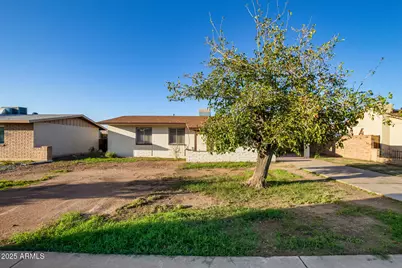 8414 W Monterosa Street, Phoenix, AZ 85037 - Photo 1