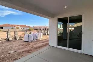 9933 W Ken Dr, Arizona City, AZ 85123 - Photo 44