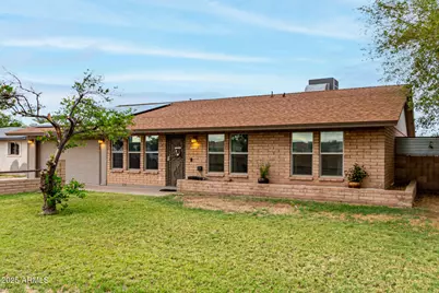 2 W Hackamore, Gilbert, AZ 85233 - Photo 1