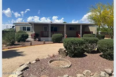 352 S Emerald Drive, Apache Junction, AZ 85120 - Photo 1