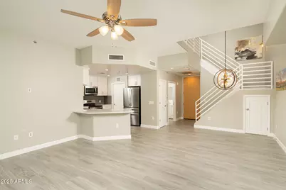 16 W Encanto Boulevard #22, Phoenix, AZ 85003 - Photo 1