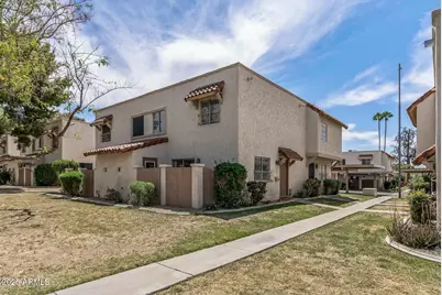 1209 E Townley Avenue, Phoenix, AZ 85020 - Photo 1