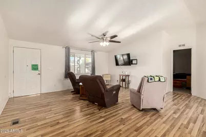 3529 W Ross, Glendale, AZ 85308 - Photo 1