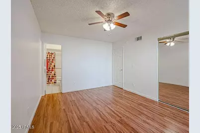 10215 N 8th, Phoenix, AZ 85021 - Photo 1