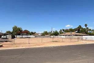 2950 E Granada Rd, Phoenix, AZ 85008 - Photo 1