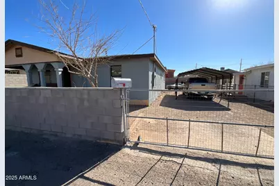615 W Wight, Superior, AZ 85173 - Photo 1