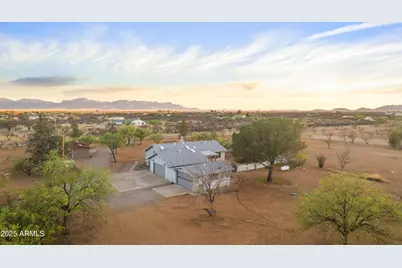 233 W Sunset, Huachuca City, AZ 85616 - Photo 1