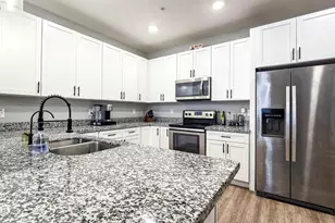 2821 S Skyline Dr, Mesa, AZ 85212 - Photo 1