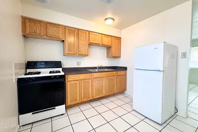 1640 E Brill Street #2, Phoenix, AZ 85006 - Photo 1