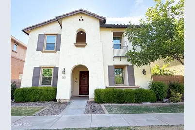 1027 S Agnes, Gilbert, AZ 85296 - Photo 1