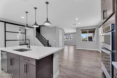 687 W Flintlock, Chandler, AZ 85286 - Photo 1