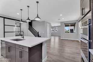 687 W Flintlock, Chandler, AZ 85286 - Photo 1