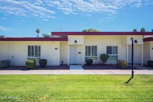 10020 W Royal Oak Rd, Sun City, AZ 85351 - Photo 1