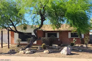 8220 E Montecito, Scottsdale, AZ 85251 - Photo 1