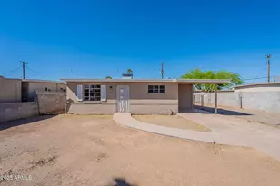 3946 W Monte Vista, Phoenix, AZ 85009 - Photo 1