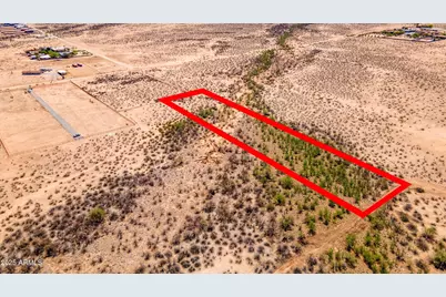 2550X W Montgomery, Wittmann, AZ 85361 - Photo 1