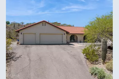 990 S Horseshoe, Wickenburg, AZ 85390 - Photo 1