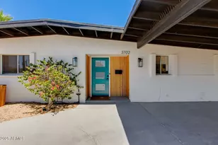 3702 E Laurel, Phoenix, AZ 85028 - Photo 1