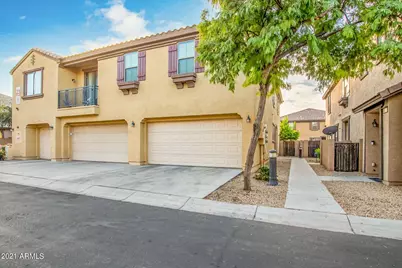 8113 W Groom Creek, Phoenix, AZ 85043 - Photo 1