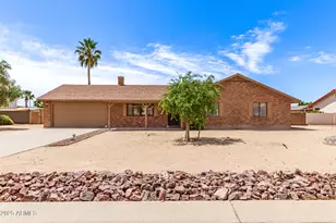 8913 W Country Club, Peoria, AZ 85383 - Photo 1