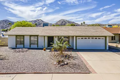 11210 S Bannock, Phoenix, AZ 85044 - Photo 1