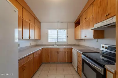 1129 E Laurel, Casa Grande, AZ 85122 - Photo 1