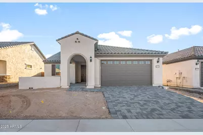 18716 N 268th Avenue, Buckeye, AZ 85396 - Photo 1