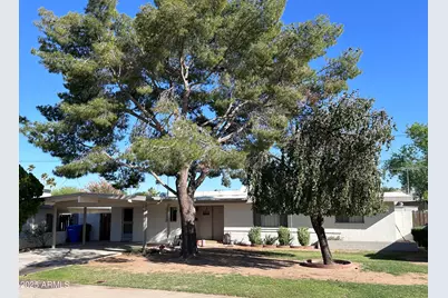 3749 E Laurel, Phoenix, AZ 85028 - Photo 1